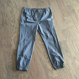 NWOT Men’s Banana Republic Joggers